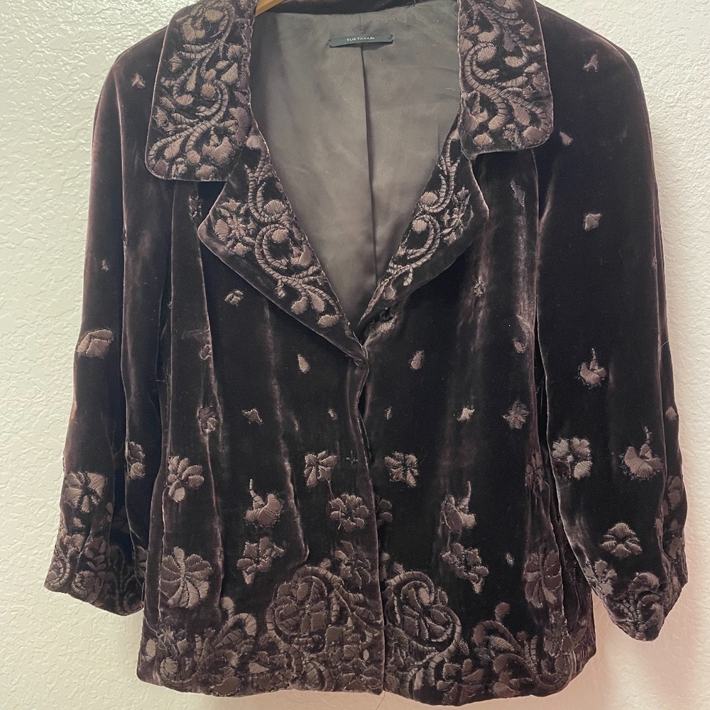 Elie Tahari velvet jacket